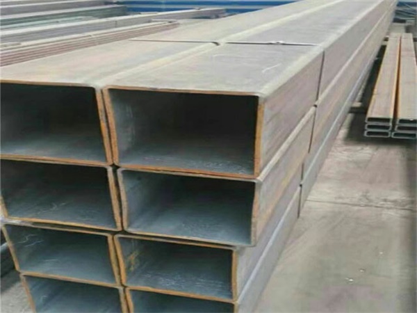 南浔Q355B<font style='color:red'>无缝方管</font>大厂出货